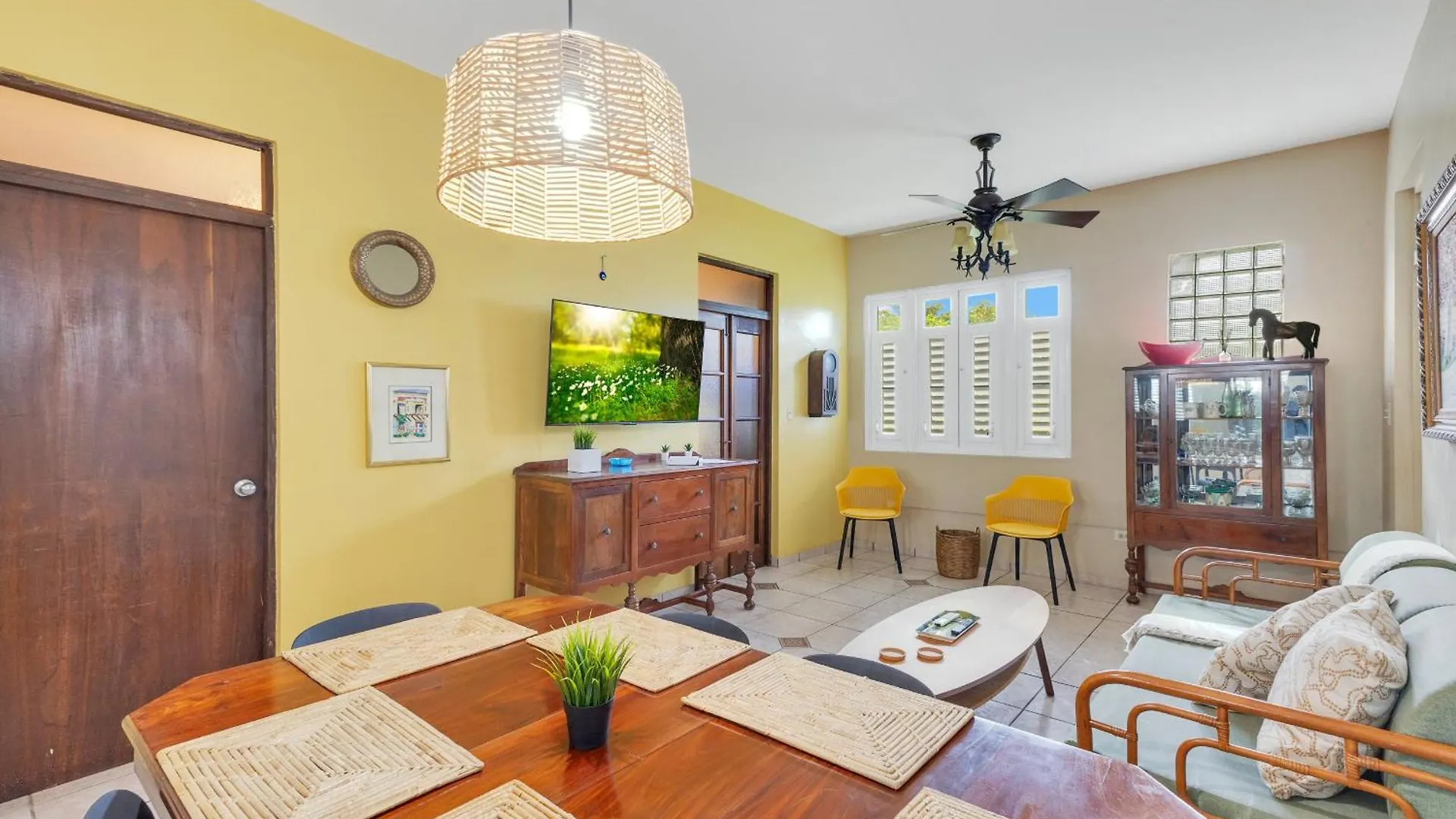 Apartmán Family Hideaway Near Beach, Games, Views & More San Juan
